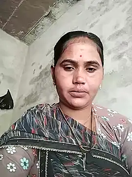 Snapshot of Kalpana_Rajput66 chatting on 18, 10, 2025 Kalpana Rajput66 online show from 18, 10, 2025