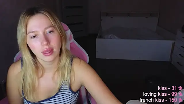 stefany and bettany online show from 23, 10, 2025