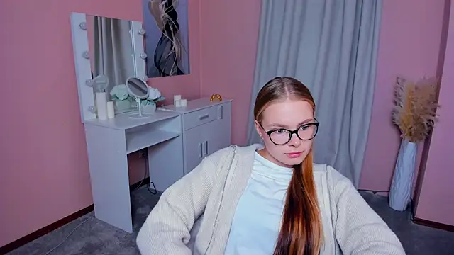 LibbyVenzeio online show from 30, 9, 2025