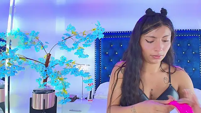 Gabriela milani online show from 2, 3, 2026