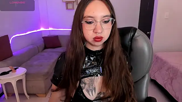 Snapshot of Scarlett__Cooper__ chatting on 15, 11, 2025 Scarlett Cooper online show from 15, 11, 2025