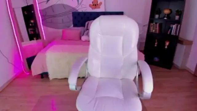 Snapshot of Goth_Alice chatting on 3, 11, 2025 Goth Alice online show from 3, 11, 2025