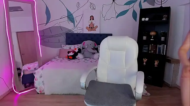 Snapshot of Goth_Alice chatting on 14, 12, 2025 Goth Alice online show from 14, 12, 2025