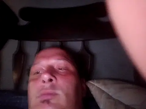 Snapshot of macKnd chatting on 16, 10, 2025 macKnd online show from 16, 10, 2025