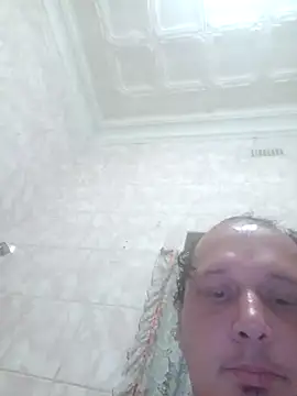 Snapshot of macKnd chatting on 25, 10, 2025 macKnd online show from 25, 10, 2025