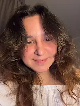 Snapshot of Luisaa_rosee chatting on 12, 10, 2025 Luisaa rosee online show from 12, 10, 2025