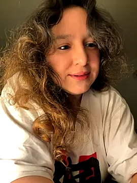 Snapshot of Luisaa_rosee chatting on 30, 10, 2025 Luisaa rosee online show from 30, 10, 2025