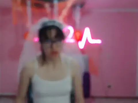 cristal hills 19 online show from 10, 10, 2025