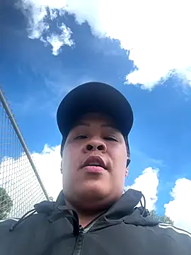 Francia nalgotas online show from 5, 10, 2025