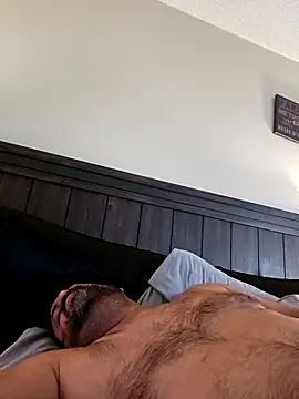 Snapshot of Roddog18 chatting on 19, 10, 2025 Roddog18 online show from 19, 10, 2025