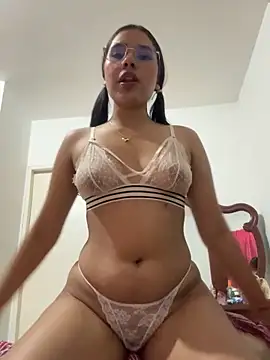 Brianna bunny05 online show from 2, 11, 2025