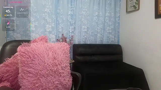 Cleohot999 online show from 5, 10, 2025