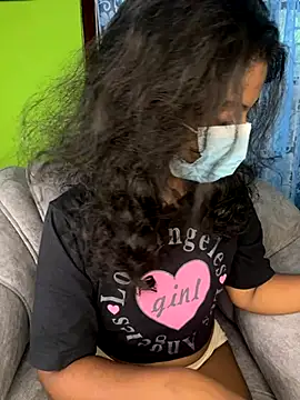 Snapshot of SukiyamaAsia chatting on 1, 10, 2025 SukiyamaAsia online show from 1, 10, 2025