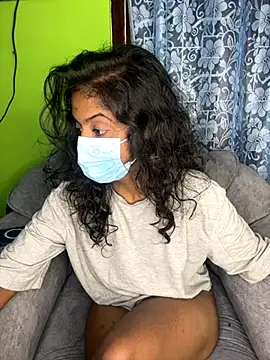 Snapshot of SukiyamaAsia chatting on 1, 10, 2025 SukiyamaAsia online show from 1, 10, 2025