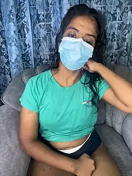 Snapshot of SukiyamaAsia chatting on 15, 10, 2025 SukiyamaAsia online show from 15, 10, 2025