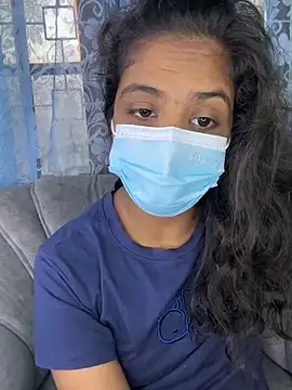 Snapshot of SukiyamaAsia chatting on 7, 11, 2025 SukiyamaAsia online show from 7, 11, 2025