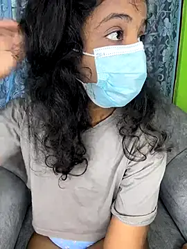 Snapshot of SukiyamaAsia chatting on 17, 11, 2025 SukiyamaAsia online show from 17, 11, 2025