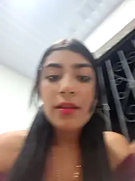 Sweed-virgin-pussy online show from 15, 4, 2026