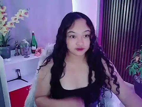 UrFavouriteCravings online show from 3, 3, 2026