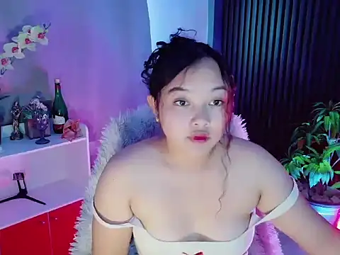 UrFavouriteCravings online show from 5, 3, 2026