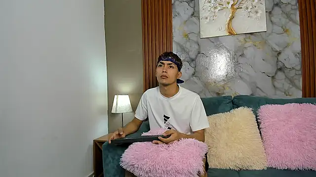 VERY HOT GUYS online show from 21, 2, 2026