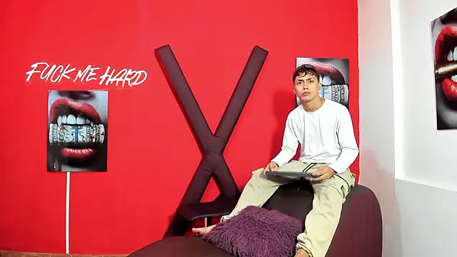 VERY HOT GUYS online show from 27, 3, 2026