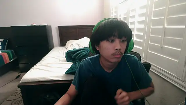 Snapshot of youngasianboy2007 chatting on 16, 12, 2025 youngasianboy2007 online show from 16, 12, 2025