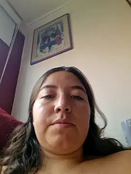 Snapshot of annyaparis chatting on 8, 10, 2025 annyaparis online show from 8, 10, 2025