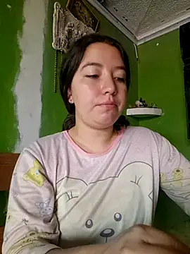 Snapshot of annyaparis chatting on 11, 10, 2025 annyaparis online show from 11, 10, 2025