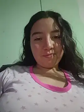 Snapshot of annyaparis chatting on 18, 11, 2025 annyaparis online show from 18, 11, 2025