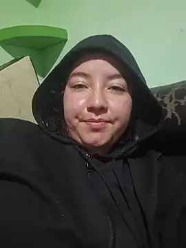 Snapshot of annyaparis chatting on 19, 11, 2025 annyaparis online show from 19, 11, 2025