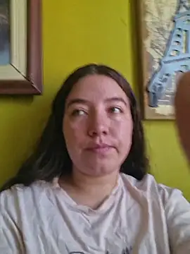 Snapshot of annyaparis chatting on 23, 11, 2025 annyaparis online show from 23, 11, 2025