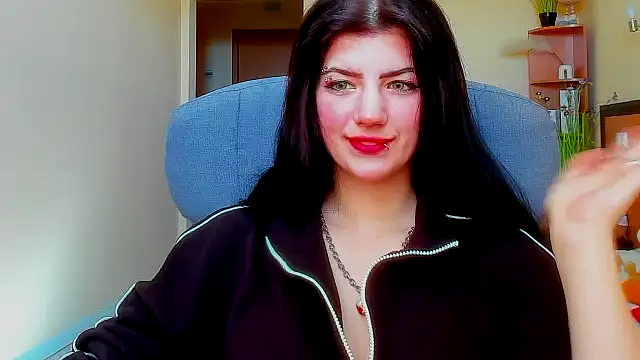 Snapshot of Miamoora chatting on 14, 10, 2025 Miamoora online show from 14, 10, 2025