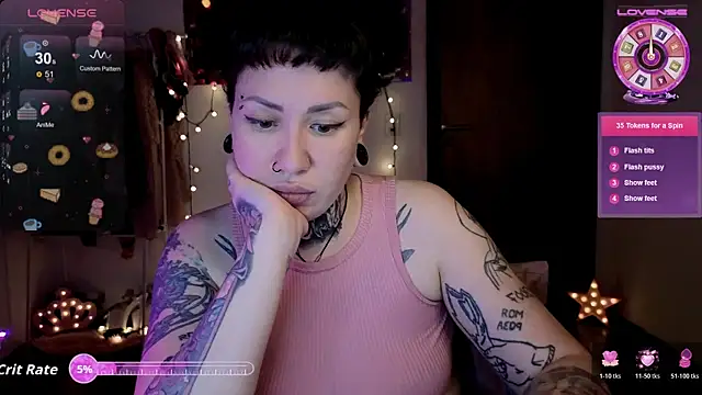 Snapshot of Senorita__Dakota chatting on 15, 11, 2025 Senorita Dakota online show from 15, 11, 2025