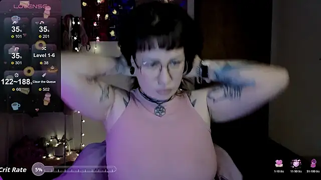 Snapshot of Senorita__Dakota chatting on 13, 12, 2025 Senorita Dakota online show from 13, 12, 2025