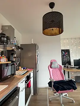 LaPetiteKim online show from 24, 2, 2026