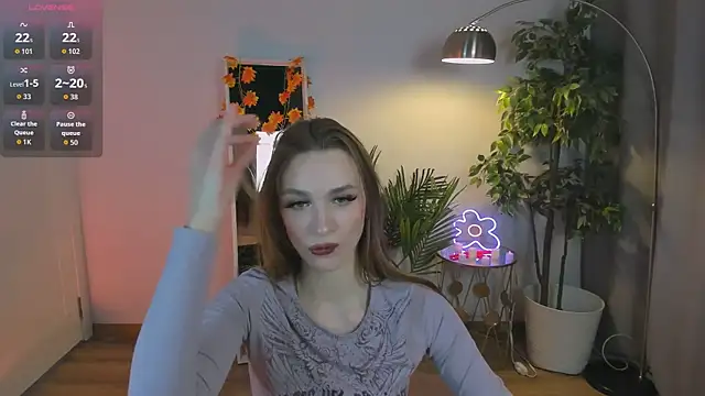 Snapshot of PollyMayer chatting on 23, 10, 2025 PollyMayer online show from 23, 10, 2025