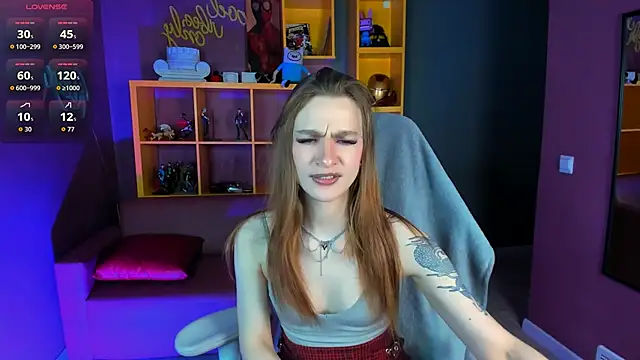 Snapshot of PollyMayer chatting on 2, 12, 2025 PollyMayer online show from 2, 12, 2025