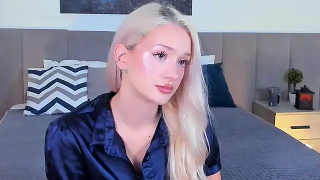 SugarWhisper online show from 11, 10, 2025