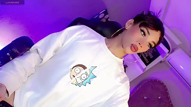 Daphnne XXX online show from 5, 10, 2025