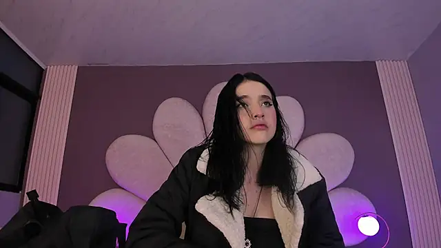 MeganR  online show from 2, 2, 2026