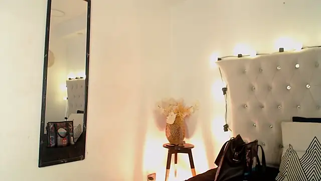 Snapshot of GloryShine chatting on 15, 1, 2026 GloryShine online show from 15, 1, 2026