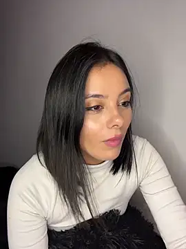 SaraMistick online show from 2, 2, 2026