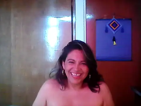 Snapshot of XxAntonellaxxx chatting on 4, 12, 2025 XxAntonellaxxx online show from 4, 12, 2025