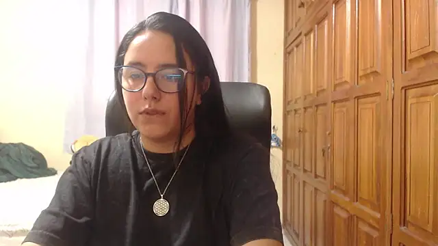 Venus cat  online show from 8, 2, 2026