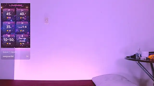 kitty smoll online show from 11, 10, 2025