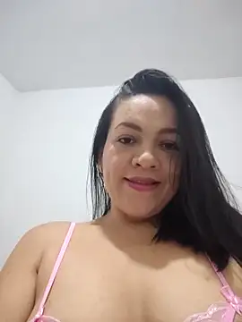 LindaSalo33 online show from 3, 10, 2025
