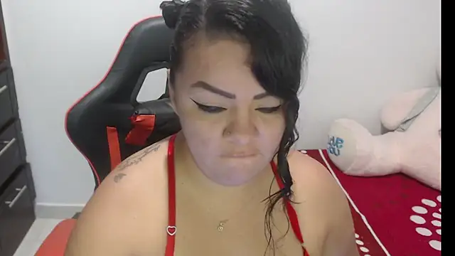 Snapshot of emily_sexxx chatting on 10, 11, 2025 emily sexxx online show from 10, 11, 2025