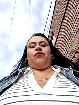 Snapshot of Italia_12 chatting on 7, 11, 2025 Italia 12 online show from 7, 11, 2025