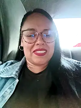 Snapshot of Italia_12 chatting on 12, 11, 2025 Italia 12 online show from 12, 11, 2025